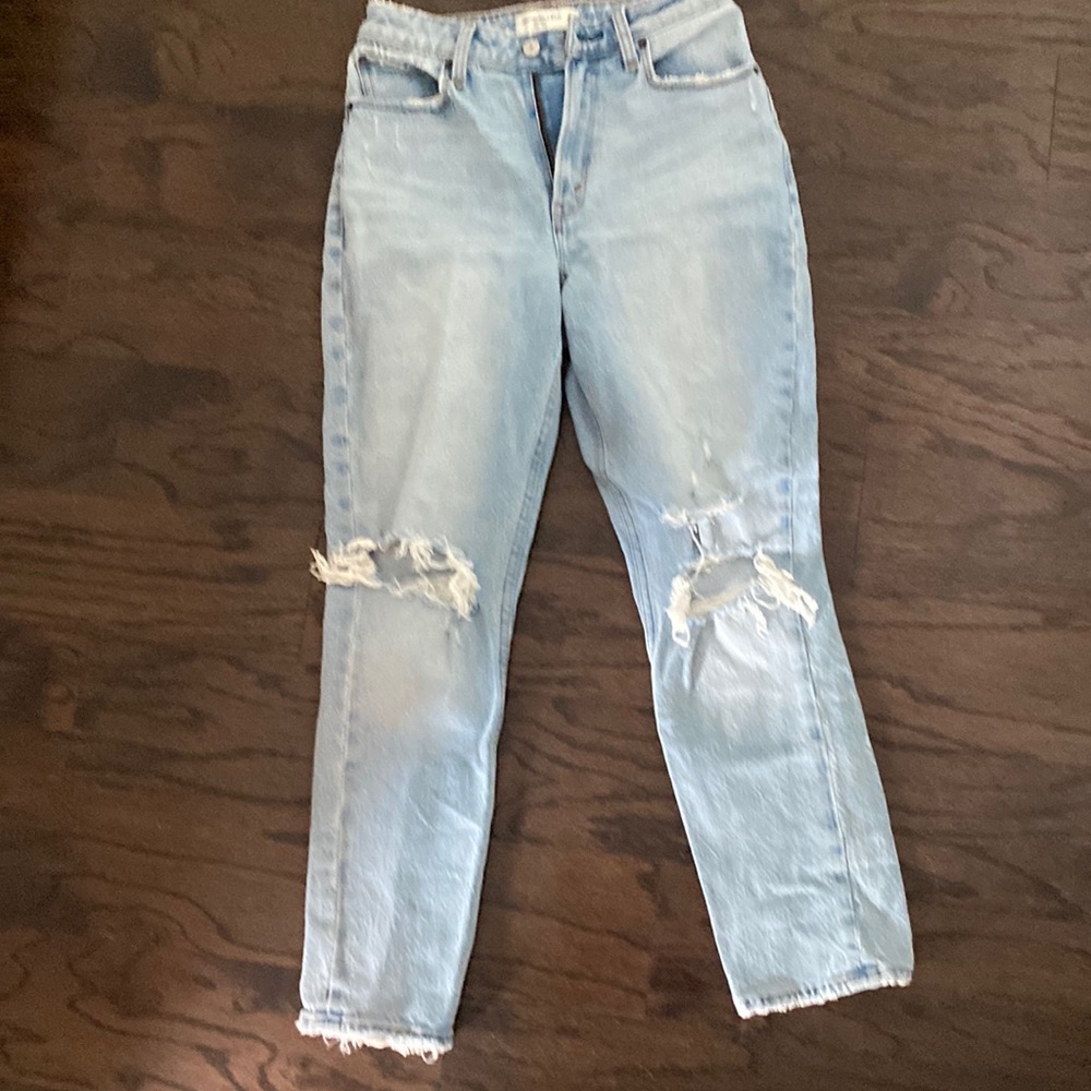 Abercrombie and Fitch The Mom High Rise jeans